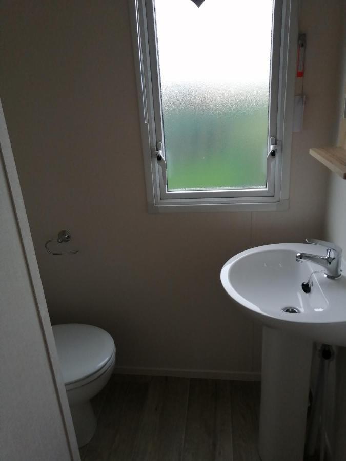 69R Seawick 2 Bedroom Caravan . New For 2022 Saint Osyth Exterior photo
